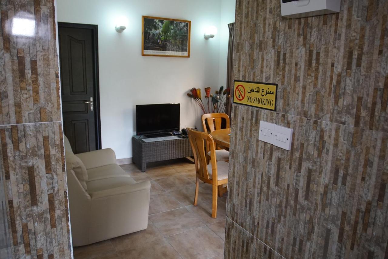 Zeph Self Catering Leilighet Baie Lazare  Eksteriør bilde