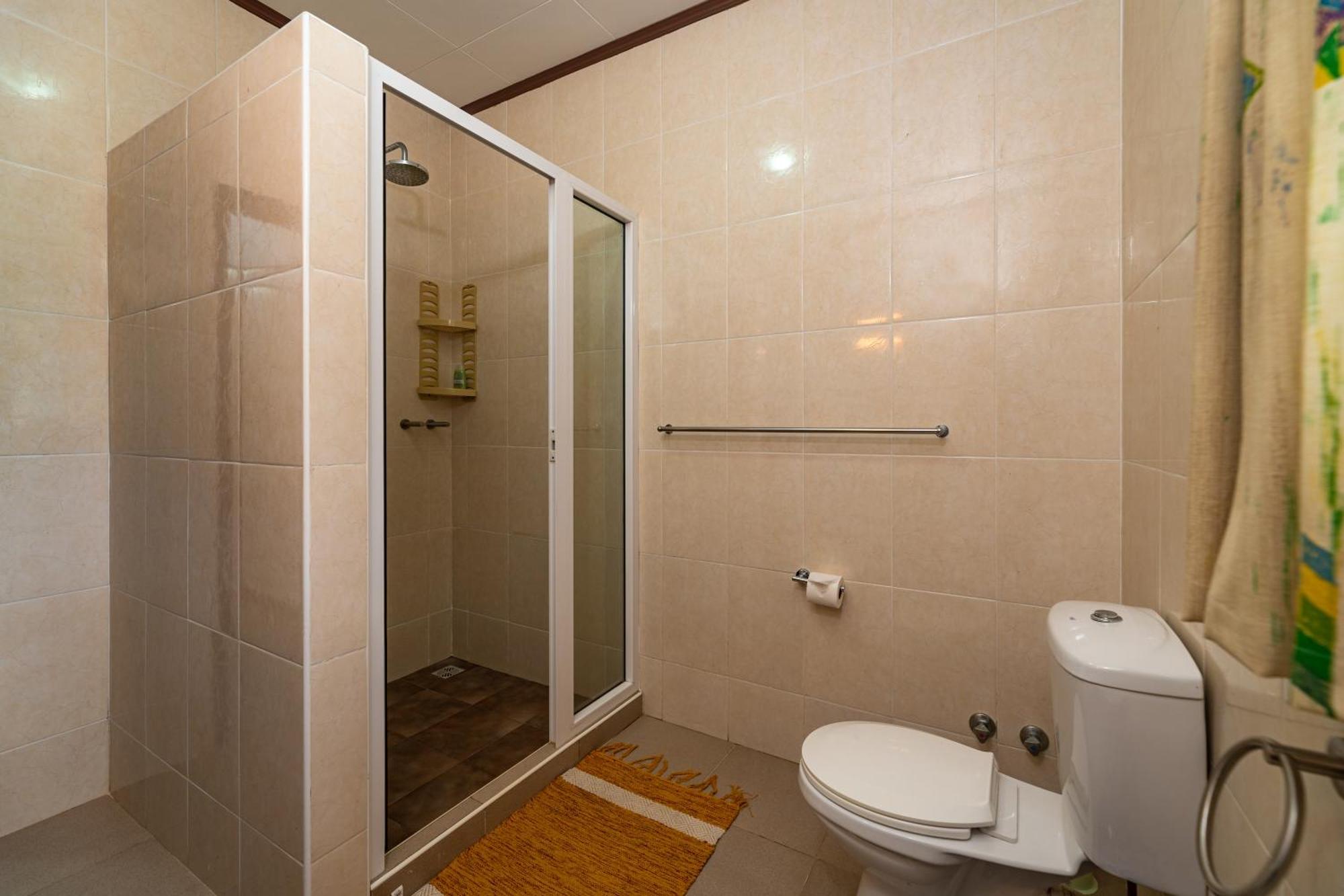 Zeph Self Catering Leilighet Baie Lazare  Eksteriør bilde