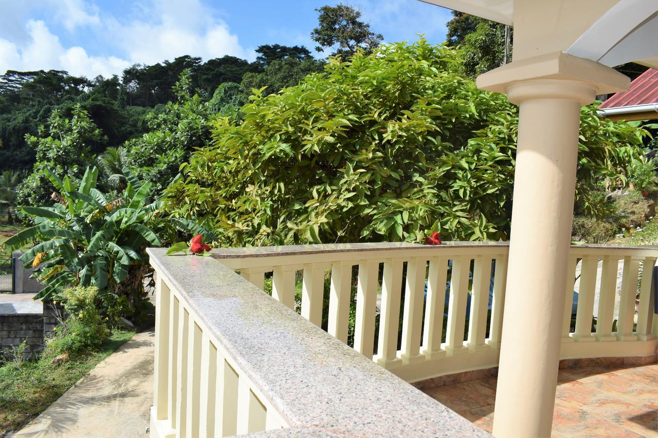 Zeph Self Catering Leilighet Baie Lazare  Eksteriør bilde